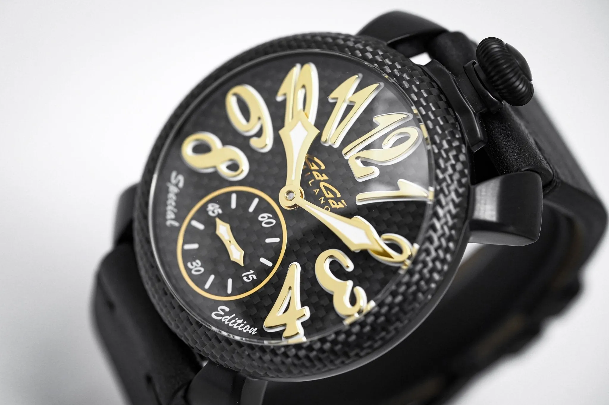 Gagà Milano Watch Manuale 48mm Special Edition Gold Carbon