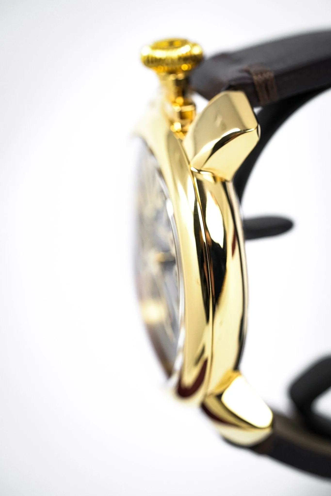 GaGà Milano Watch Manuale 48MM Special Edition Yellow Gold