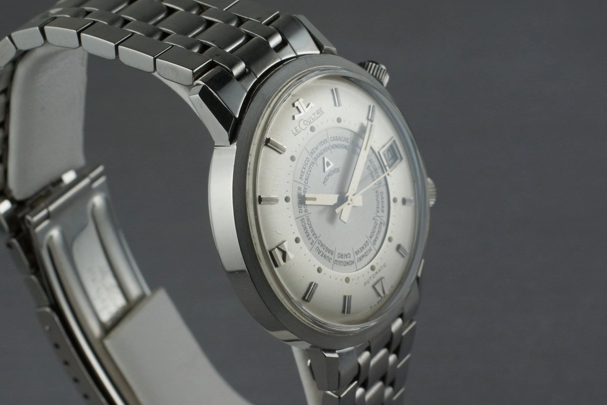 Vintage Jaeger-LeCoultre Memovox World Time